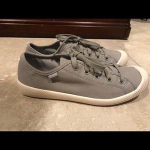 palladium women's flex lace tuxedo oxford